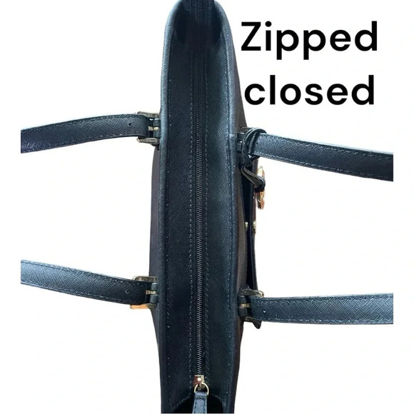 MICHAEL KORS BLACK LEATHER JET SET SNAP POCKET PURSE-CYBER MONDAY $49 - Picture 2 of 6